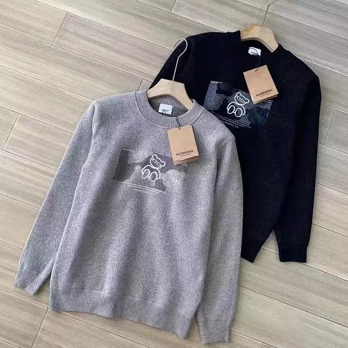 Authentic Burberry new limited edition bear heavy industry jacquard  sweater, Men's Fashion, Tops & Sets, Hoodies on Carousell
