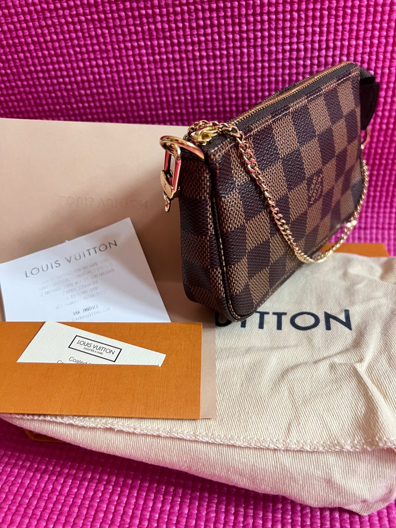 LV Mini Pochette Accessoires, Women's Fashion, Bags & Wallets, Purses &  Pouches on Carousell