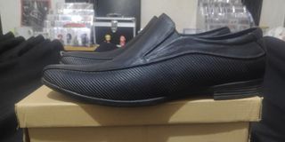 Black shoes for men