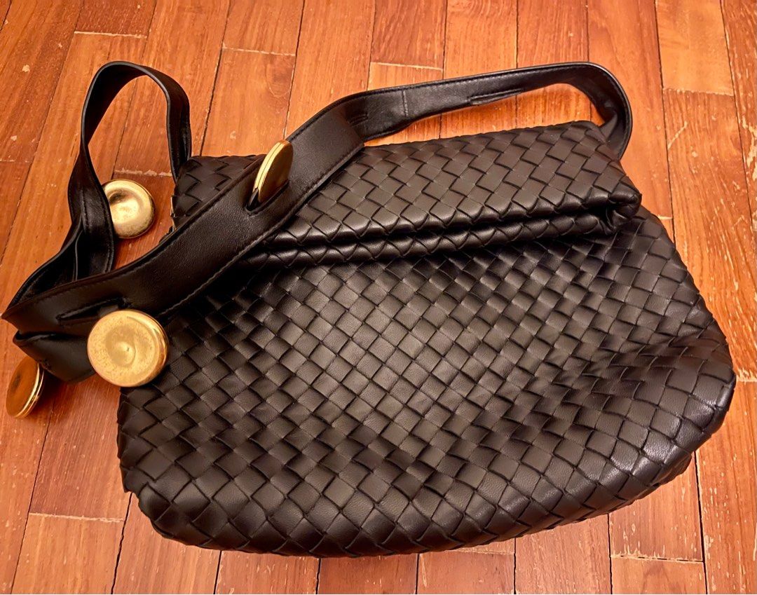 Bottega veneta fold best sale bag