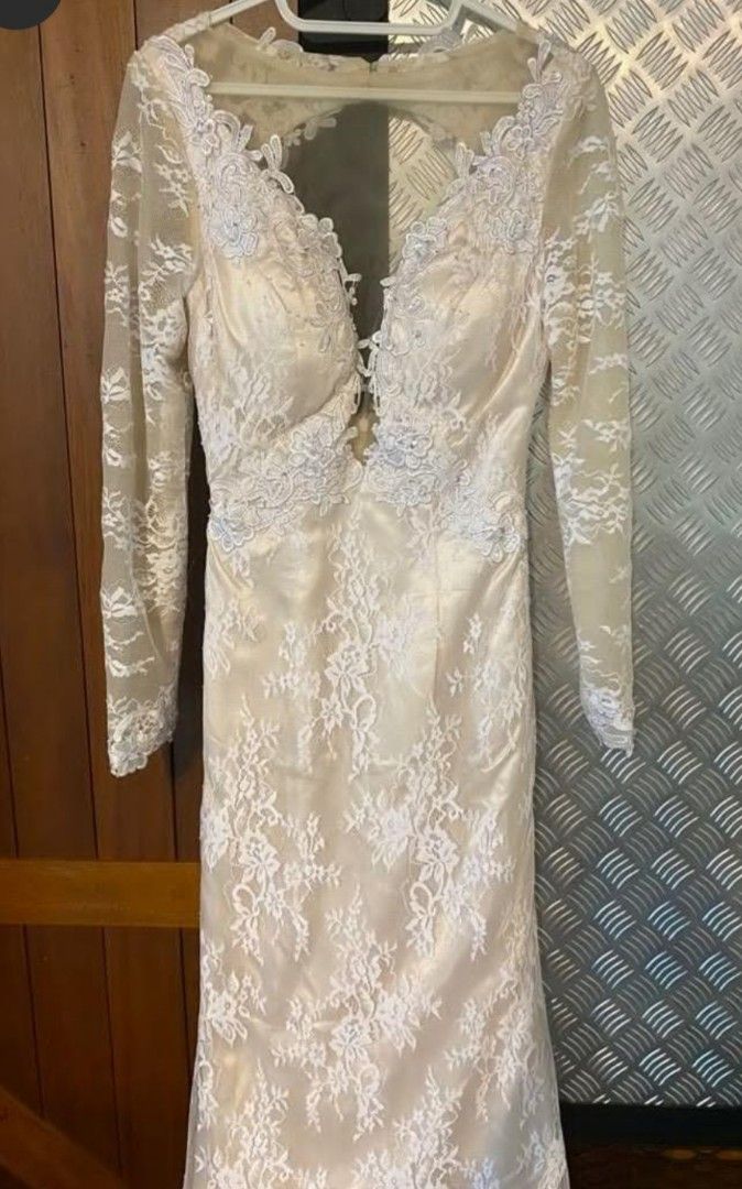 Brand new wedding gown, Women's Fashion, Dresses & Sets, Evening