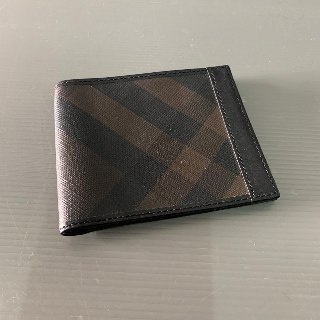 Authentic Burberry Bifold Wallet, Men's Fashion, Watches & Accessories,  Wallets & Card Holders on Carousell