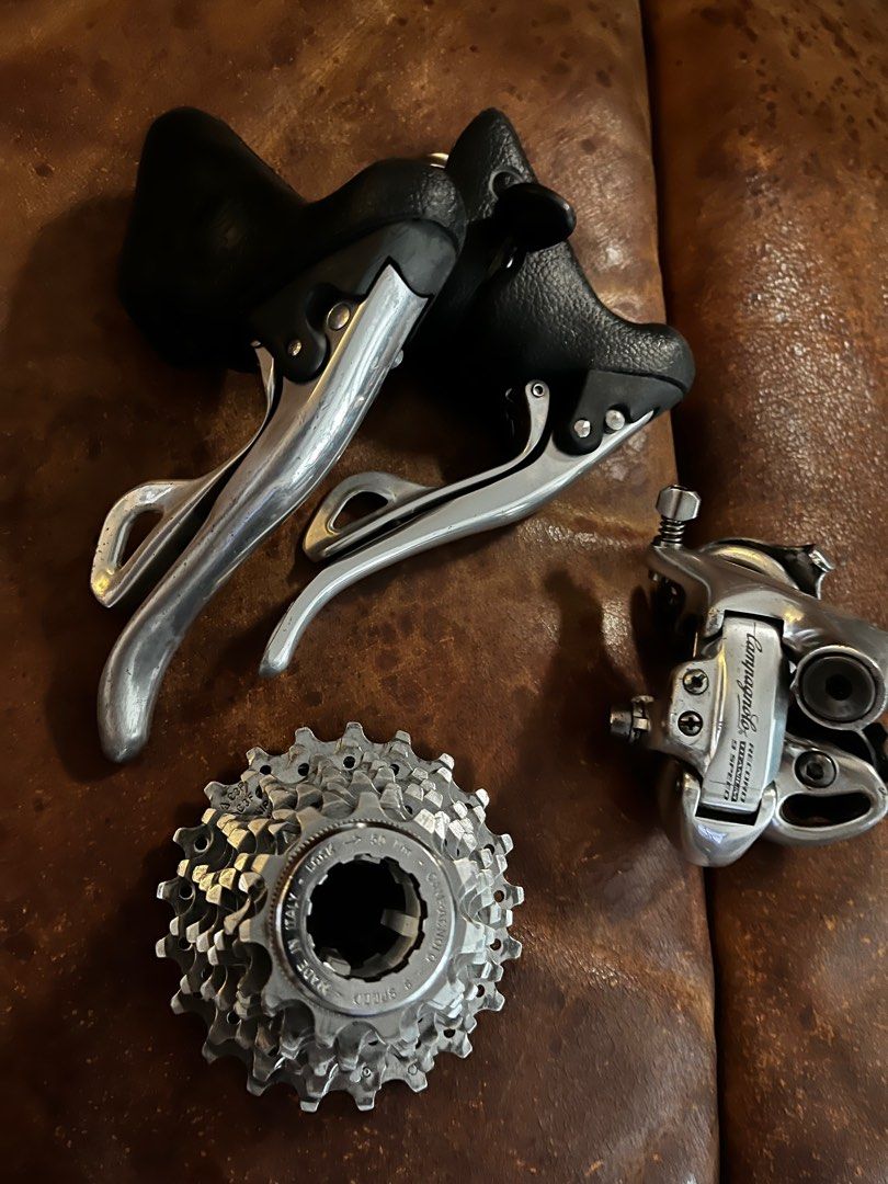Campagnolo record 9 speed Ergo Levers Ergopower shifters brand