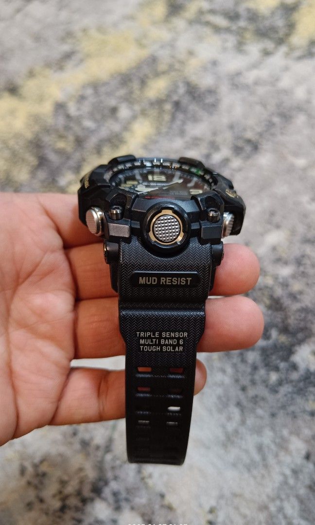 CASIO Mudmaster GWG 1000 Tough Solar Multiband 6 Sapphire Glass Japan