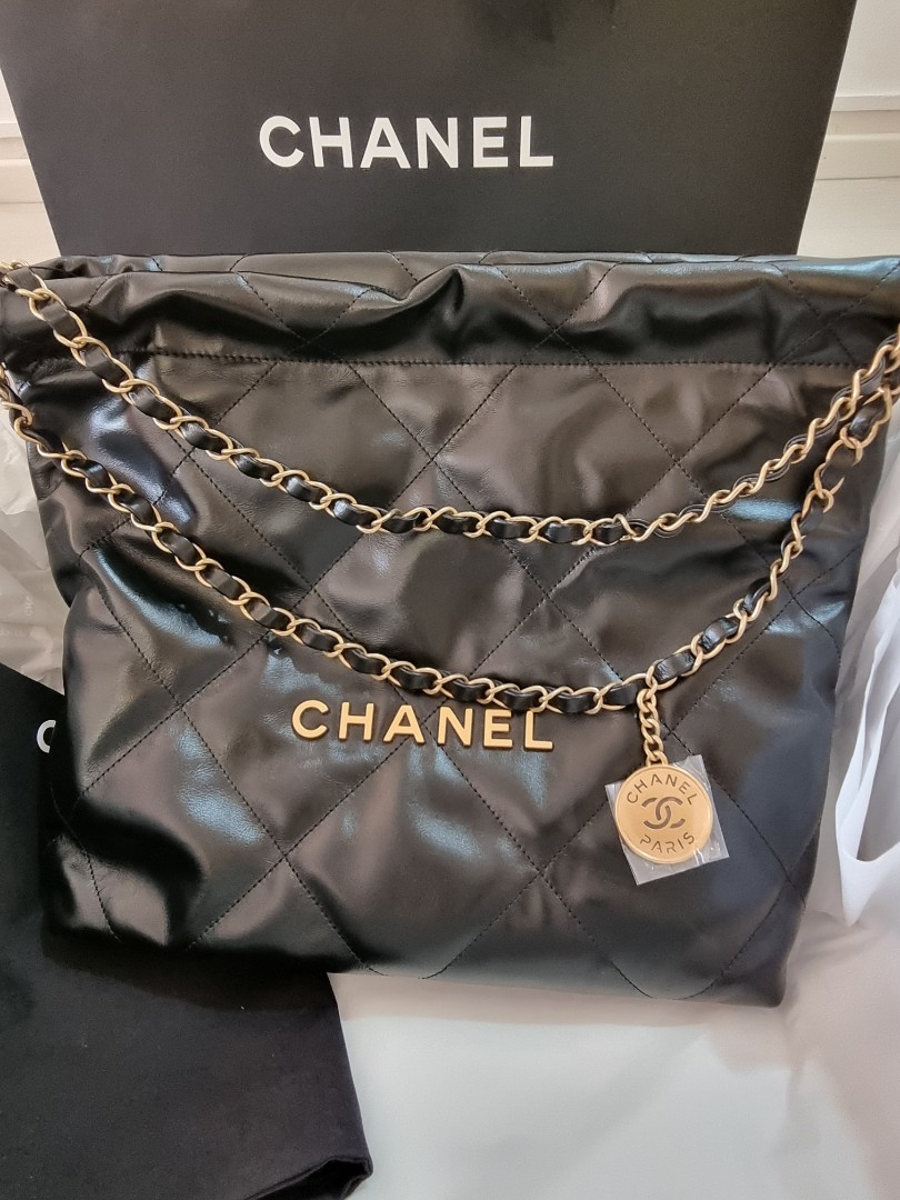 BNIB♥️ Chanel 22 Tote Black Small Gold Hardware Chanel22 23C 23p Local set,  Luxury, Bags & Wallets on Carousell