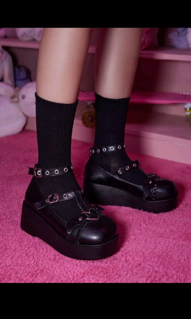 Chunky goth shoes discount