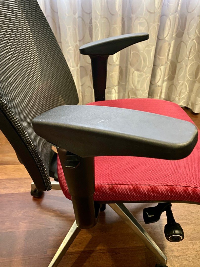 DONATI Premium Ergonomic Office Chair (Made in Italy), Furniture & Home