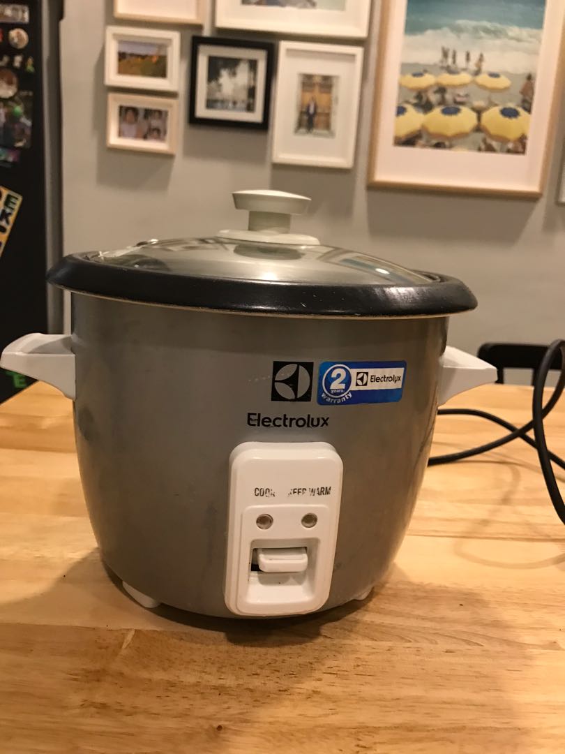 Electrolux rice cooker 1.3L, TV & Home Appliances, Kitchen Appliances