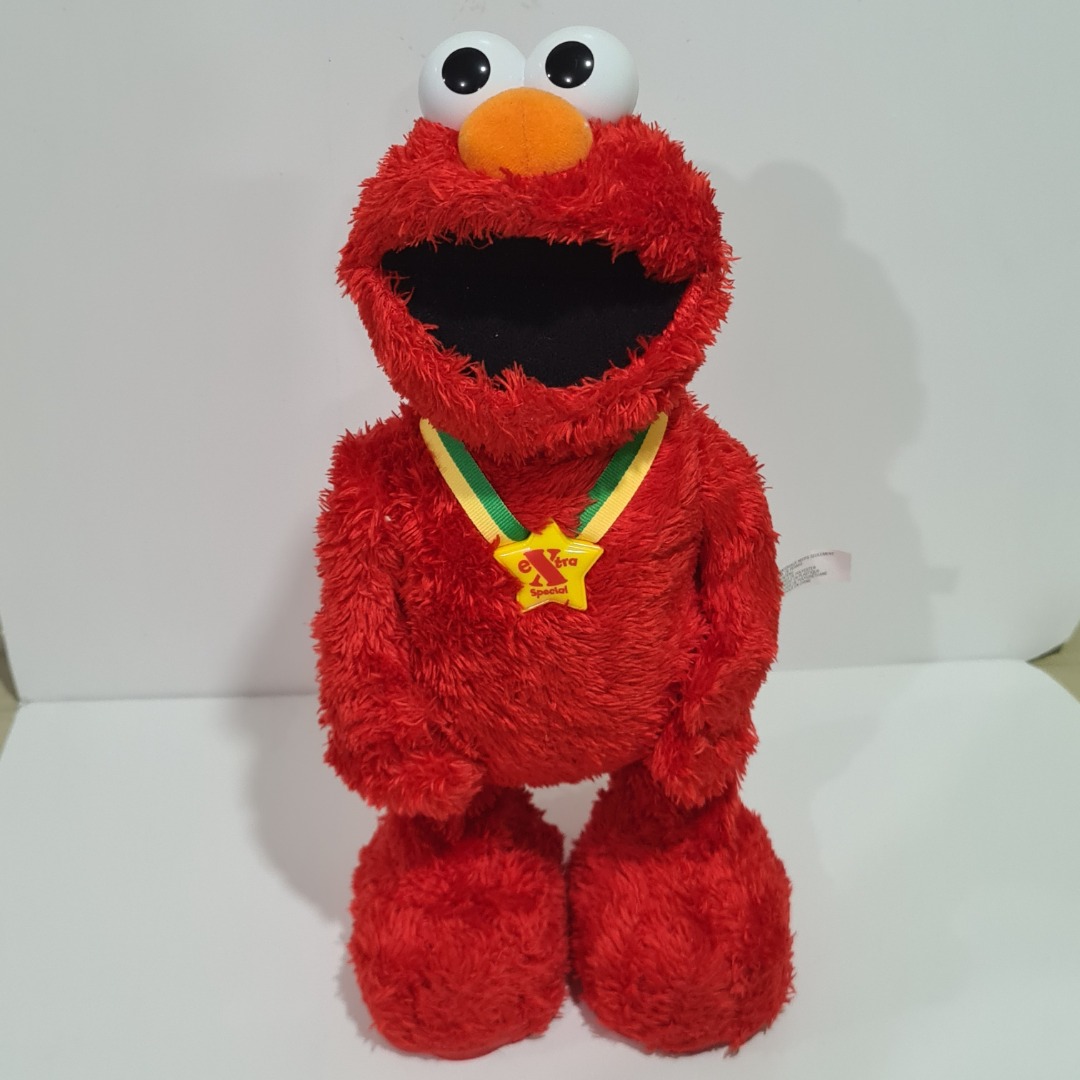 Elmo Extra Special Edition 15" Doll, Hobbies & Toys, Toys & Games on ...
