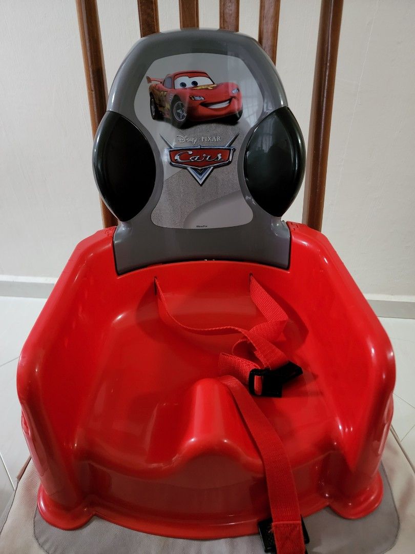EUC Portable Foldable TOMY Disnet Pixar Cars Lighting McQueen Booster Seat High Chair with table