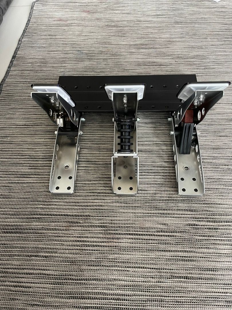 Fanatec CSL Pedals with Loadcell Kit, Video Gaming, Gaming Accessories