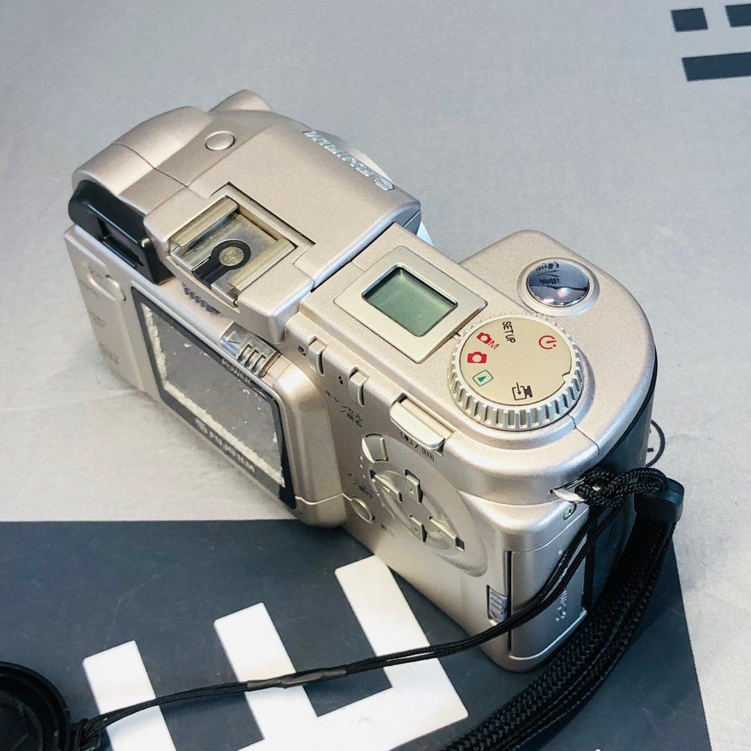 Fujifilm Finepix 2900Z digital camera