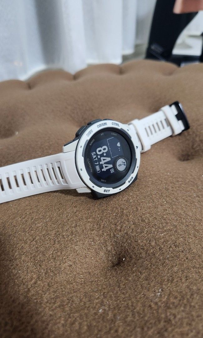 Instinct tundra sales garmin