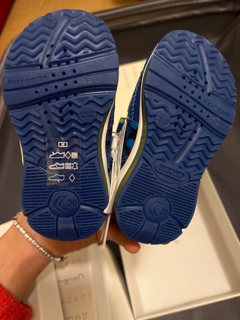 Geox cheap light shoes