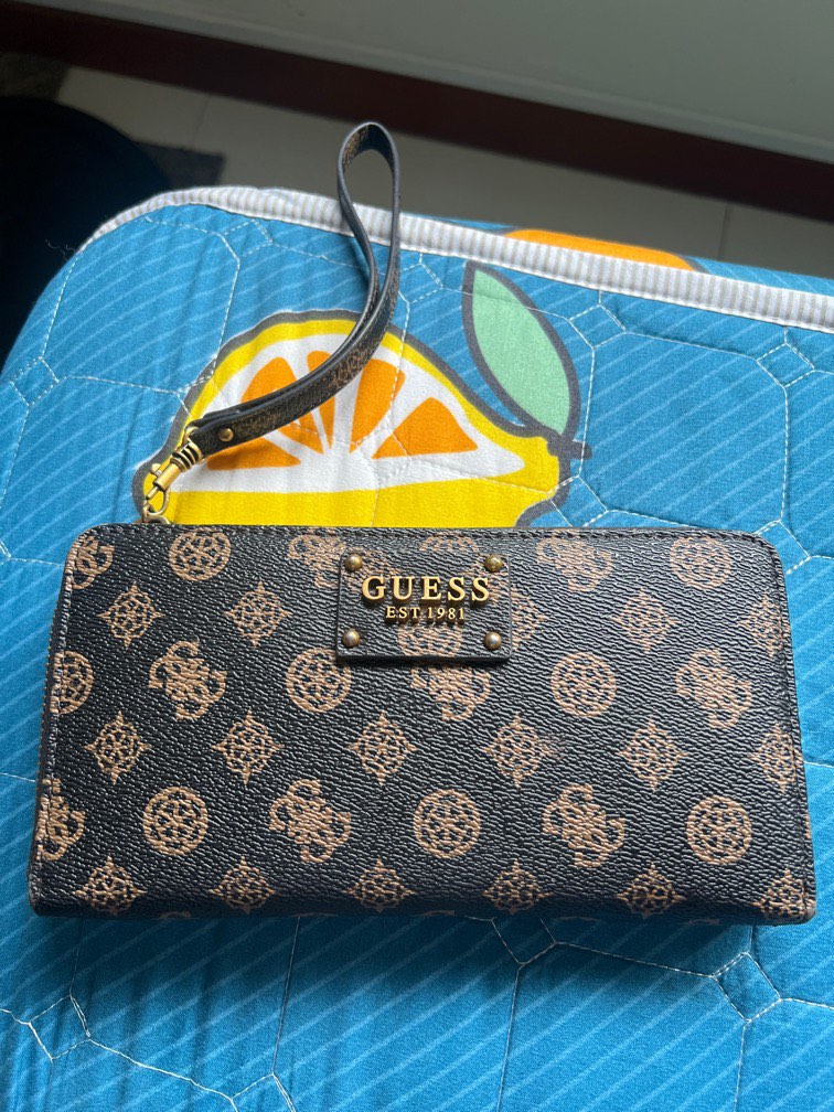 Guess clearance brand bags