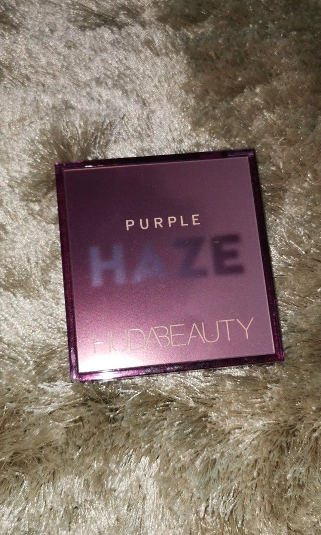 Huda beauty purple haze eyeshadow palette, Beauty & Personal Care, Face