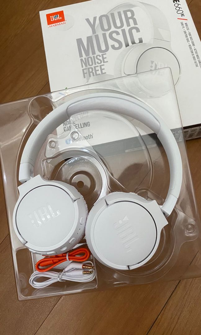 JBL Tune 660 bluetooth noise cancelling headphones, Audio, Headphones