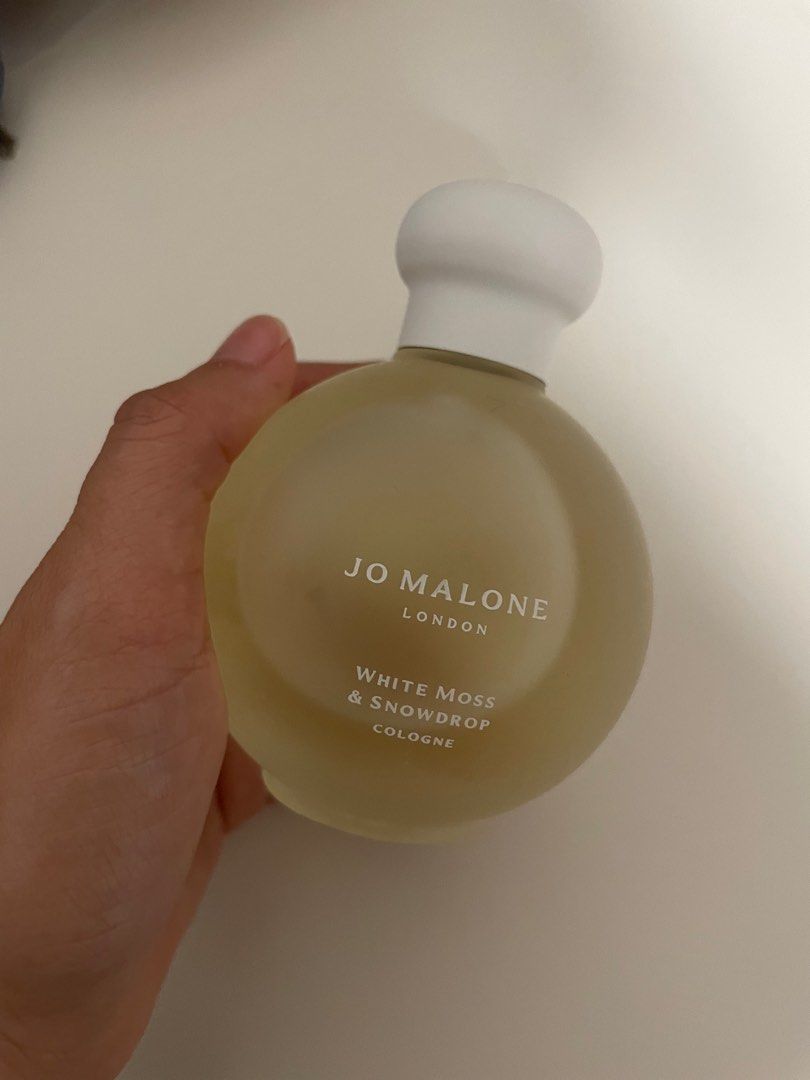 Jo Malone White Moss & Snowdrop (Category: Fragrance & Deodorants) located in Cavite. Submitted by nering (Listing ID 1208068272, Image 1). Description: • Winter Collection • 100ml • With box and paper bag • Original • Never been used • Bought last December 23, 2022 Original Price: P9,300.