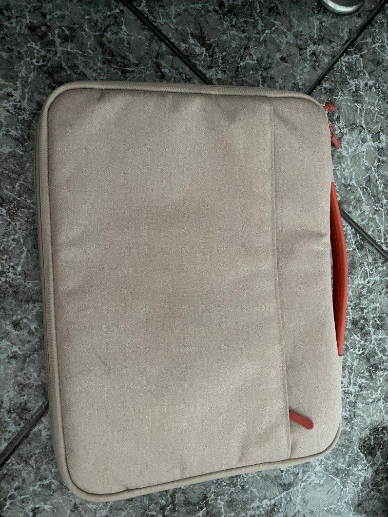 Khaki Laptop bag 13.3 inch, Computers & Tech, Parts & Accessories
