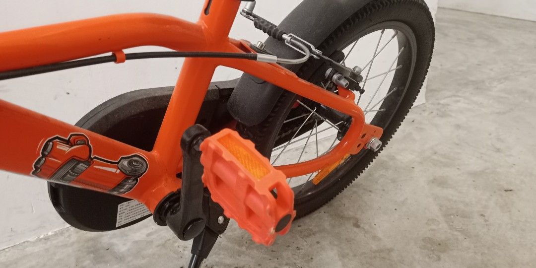 Btwin shop neon orange