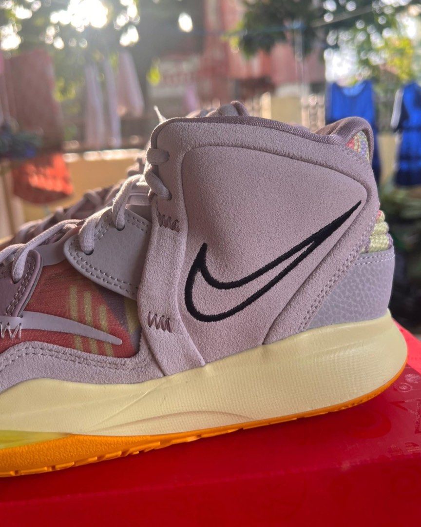 Kyrie 6 discount yeezy colorway