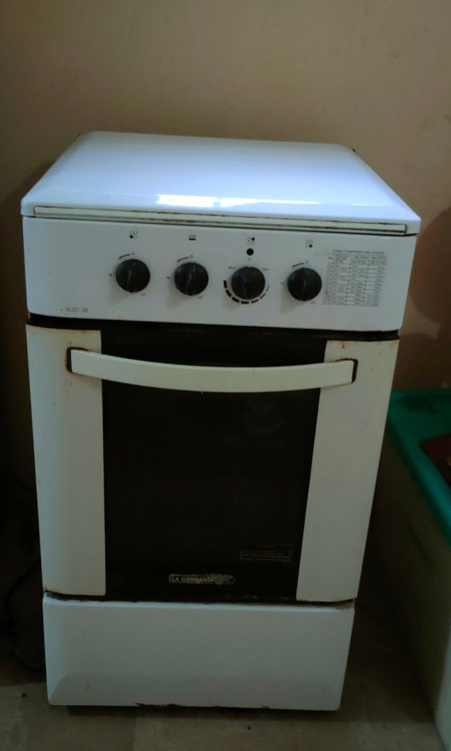 La Germania Gas Range (Category: Other Kitchen Appliances) located in Pasig City. Submitted by rehomemystuff (Listing ID 1208130752, Image 1). Description: - has oven and its trays ⚠️ issues - Needs repair or maybe cleaning because the other stove top stopped working - has a bit of rust on some areas.
