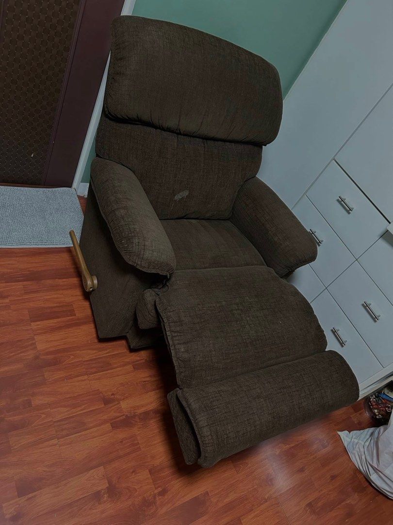 Lazyboy LaZboy Original, Furniture & Home Living, Furniture, Chairs on