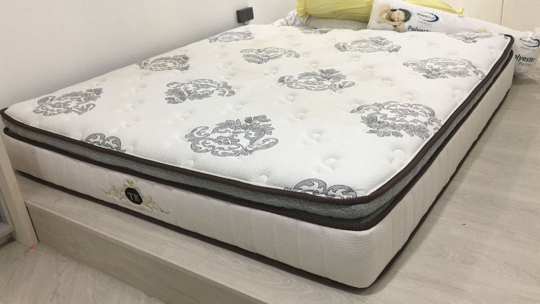 Great Quality Like New Tilam King Luxury Series King size mattress