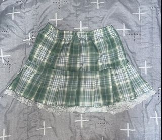(Category: ) located in . Submitted by cacalotte (Listing ID 1208196440, Image 1). Description: .