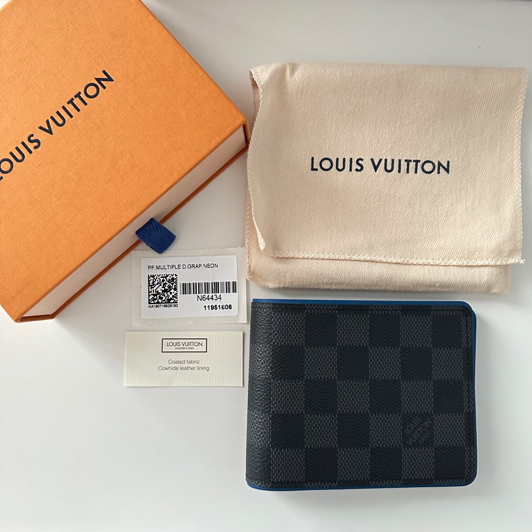 Louis Vuitton Damier Graphite Canvas Multiple Bifold Wallet Louis Vuitton |  The Luxury Closet