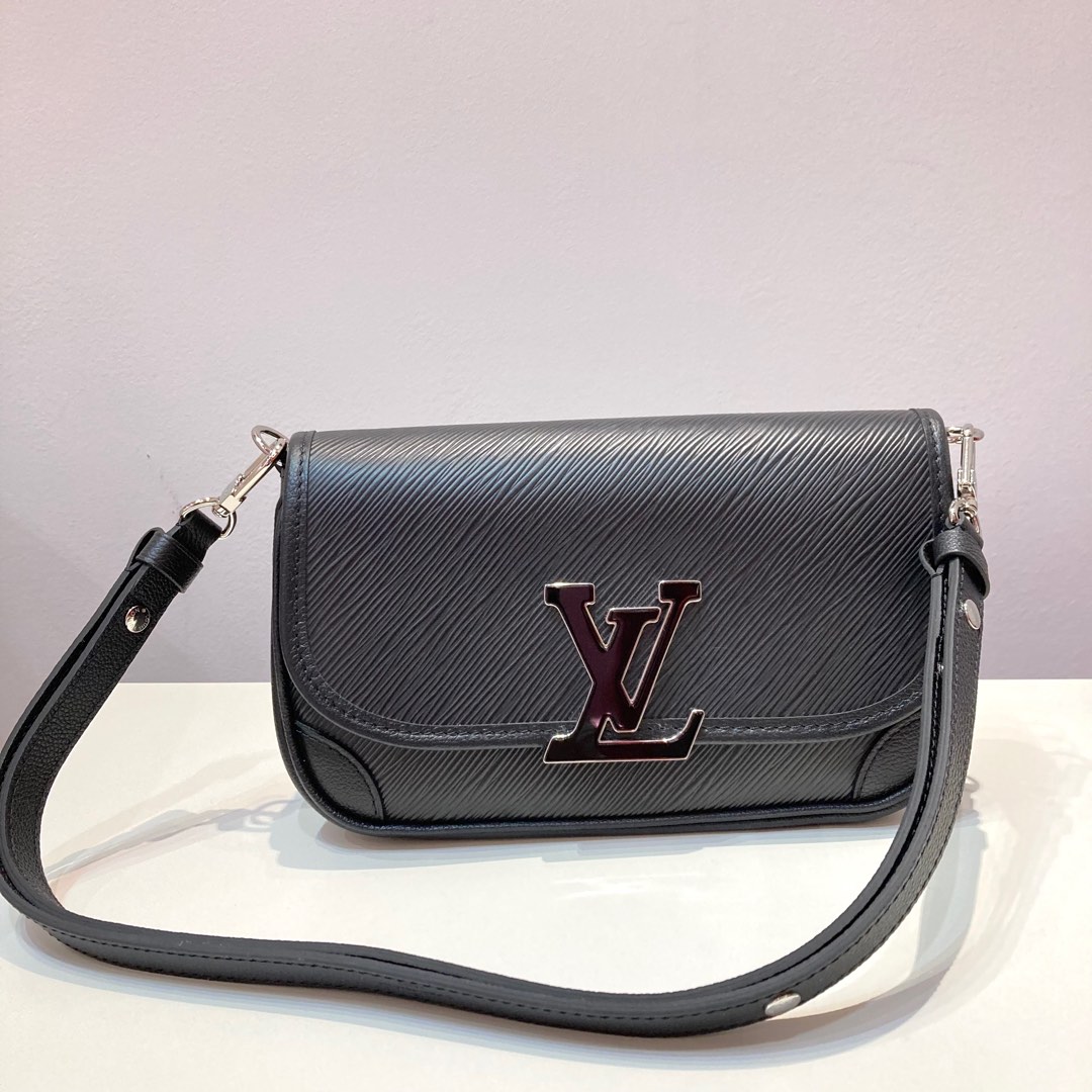 Louis Vuitton Buci Crossbody Bag Black Epi Leather w/ Receipt