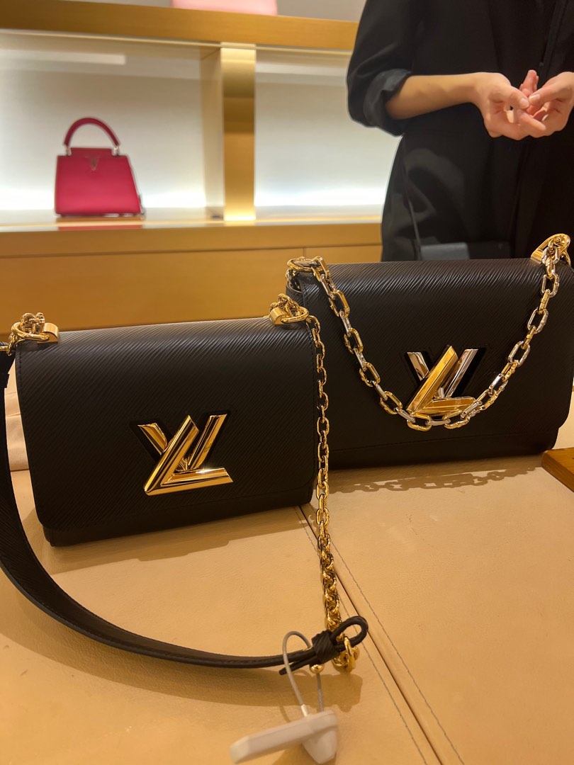 Louis Vuitton Twist PM Bag in 2023