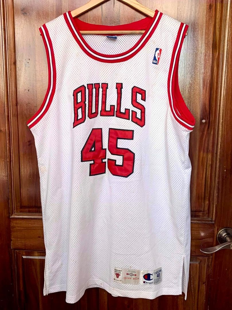 Jordan #45 Authentic Nike Bulls Road Jersey (back)  Michael jordan jersey, Jordan  jersey, Michael jordan