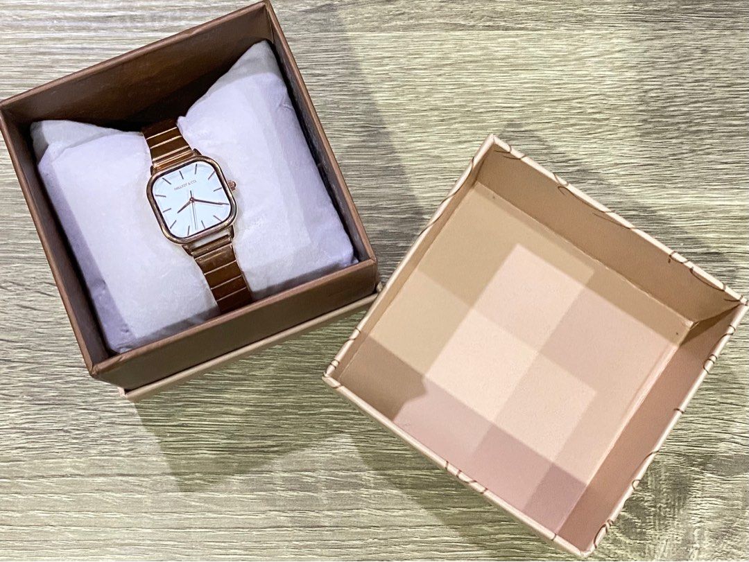 ainsley watch milliot and co