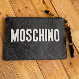❌SOLD OUT❌ MOSCHINO Clutch