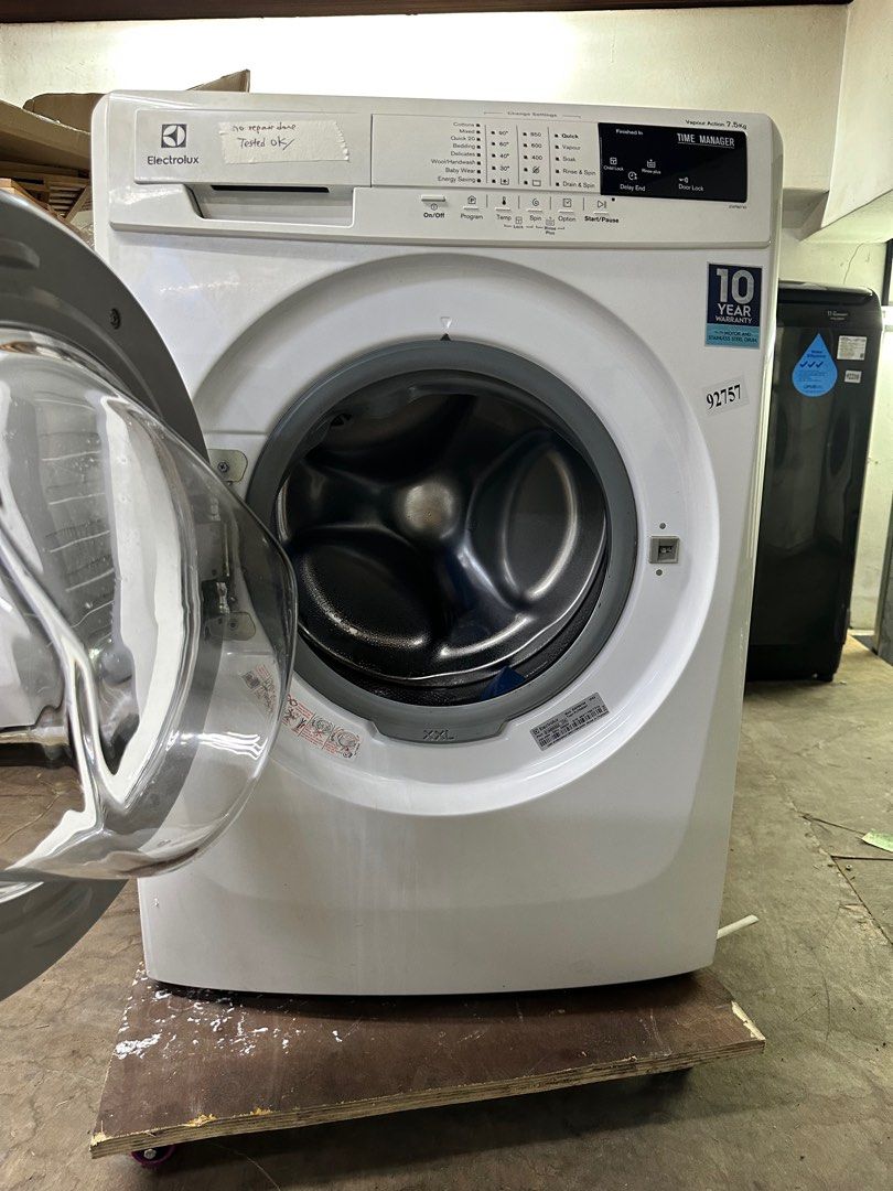 MUST BUY! ELECTROLUX 7.5KG FrontLoader Washing Machine EWF85743 (92757