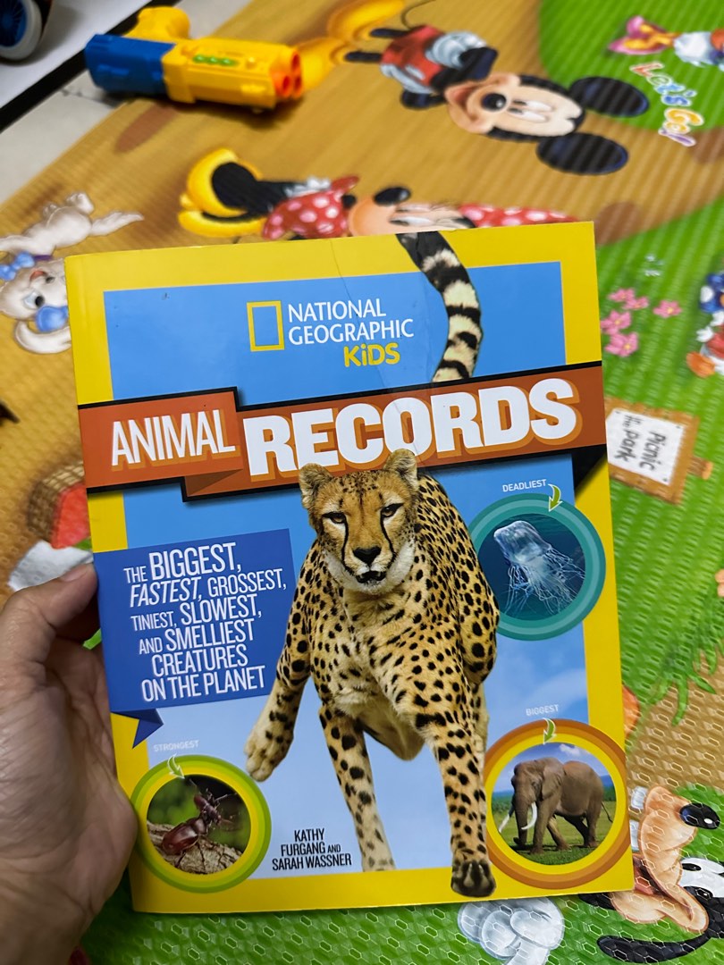 National geographic animal records, Hobbies & Toys, Books & Magazines