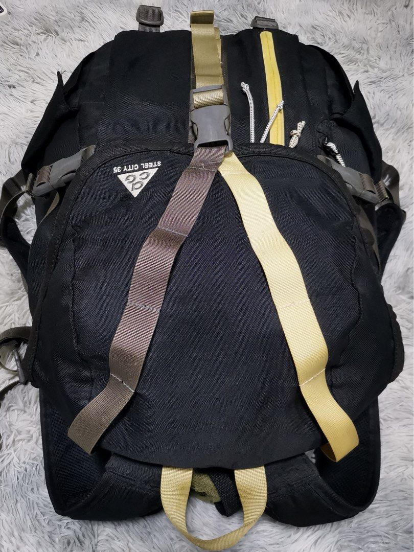 NIKE ACG Steel City 35, Men's Fashion, Bags, Backpacks on Carousell