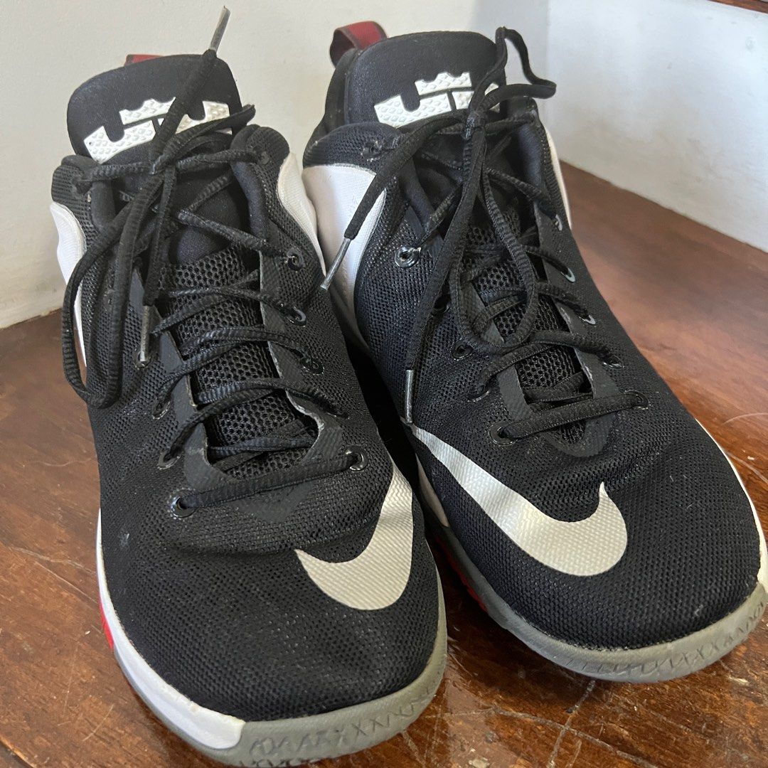 Nike LeBron Witness 1, Men's Fashion, Footwear, Sneakers on Carousell