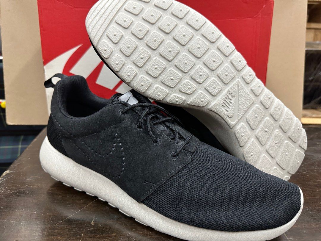 Nike new Nike rosherun black silver men running shoes sneakers 511881 018 Carousell