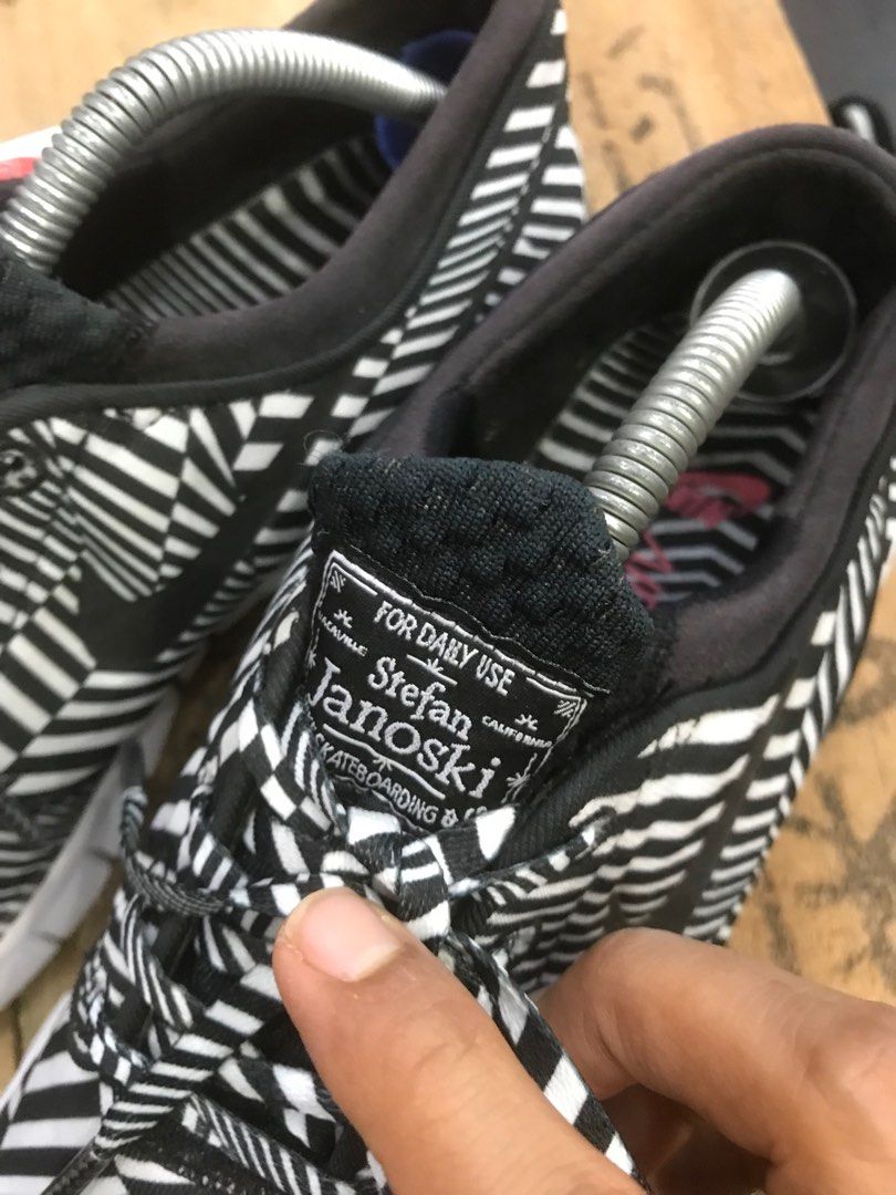 Nike janoski max shop dazzle