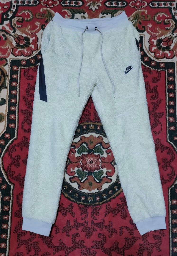 Nike tech fleece sherpa joggers store