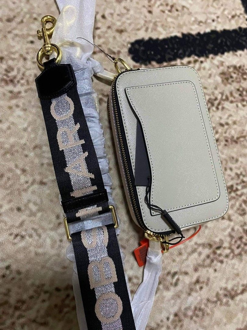 Original Marc Jacobs Snapshot blush multi Luxury Bags Wallets on Carousell