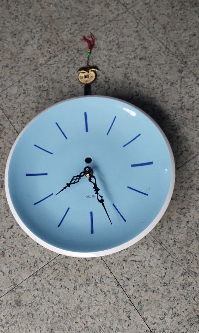 Pendulum wall clock (Category: Clocks) located in Caloocan City. Submitted by thegreat. (Listing ID 1204899620, Image 2). Description: plate ceramic material babasagin fragile elegant wall clock uses 2 double aa battery made in britain.