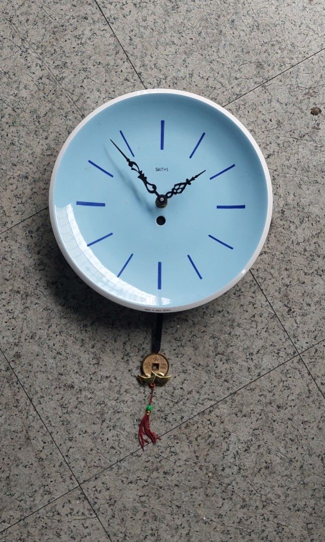 Pendulum wall clock (Category: Clocks) located in Caloocan City. Submitted by thegreat. (Listing ID 1204899620, Image 1). Description: plate ceramic material babasagin fragile elegant wall clock uses 2 double aa battery made in britain.