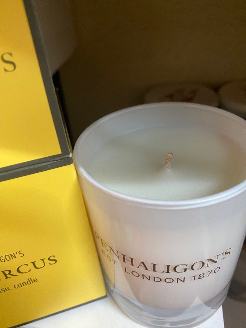 Penhaligon's quercus candle sales