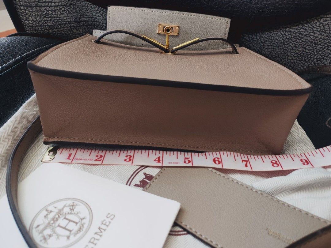Preloved hermes sling (Category: Luxury Bags & Wallets) located in Cebu City. Submitted by day.98 (Listing ID 1208119957, Image 3). Description: selected from japan surplus genuine leather coded no flaws meduim size with dust bag.