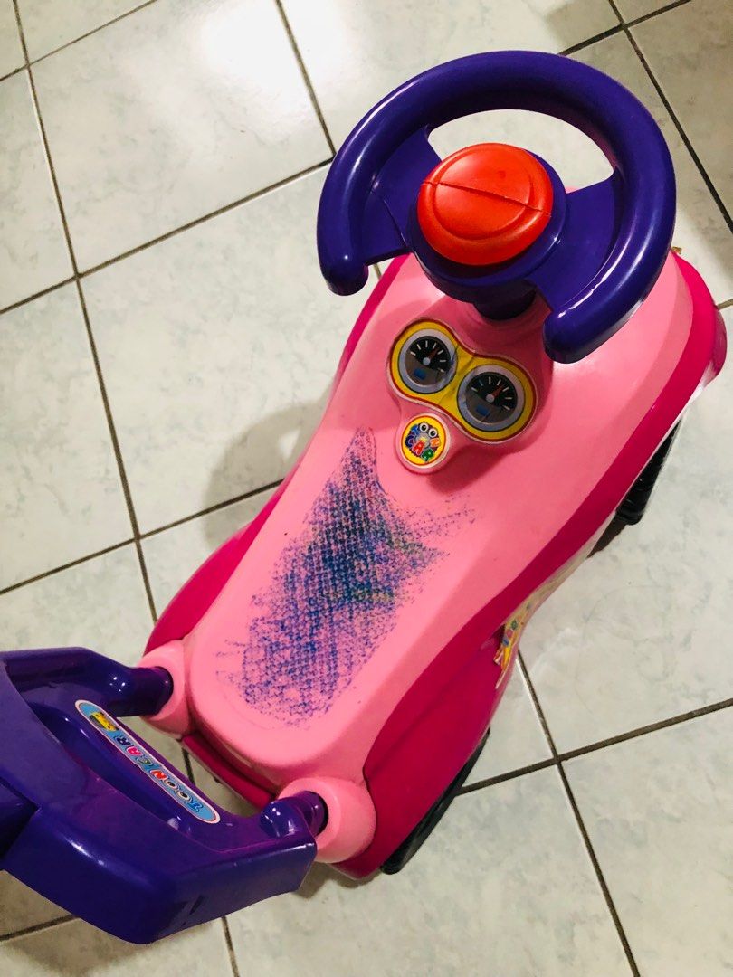 Ride on toy car (Category: Kids Toys) located in Quezon City. Submitted by queerlady (Listing ID 1080574424, Image 3). Description: Slightly used Issue: some crayon marks on the seat & see last photo for other issue Pickup location: Novaliches.