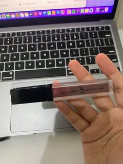 Rollover Reaction - Slicked! Lip Glass PRUNE (90% FULL)