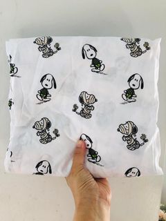 snoopy bedsheet 3 in 1 full garter fits queen to king size